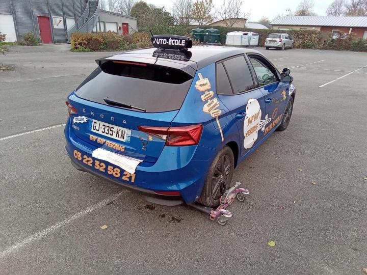 Siégeant à Doullens, non loin d’Amiens, BIP BIP PERMIS porte bien son nom.